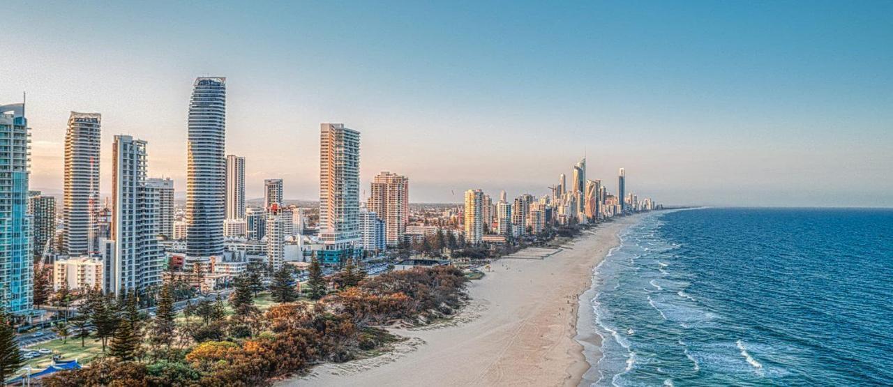 Air On Broadbeach Beachfront 2Level Stunning Apartment With 180 Degree Views Gold Coast Exterior photo